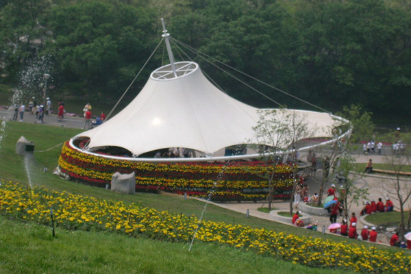 沈陽(yáng)膜結(jié)構(gòu)看臺(tái)安裝服務(wù)，快速高效滿(mǎn)足體育場(chǎng)館需求